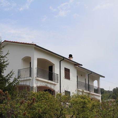 House In Caramagna Apartment Imperia Bilik gambar