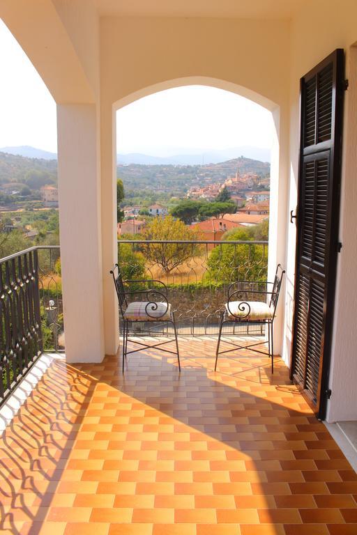 House In Caramagna Apartment Imperia Bilik gambar