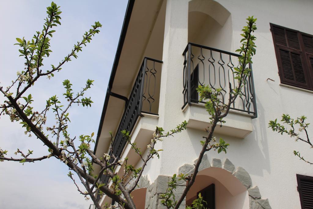 House In Caramagna Apartment Imperia Bilik gambar