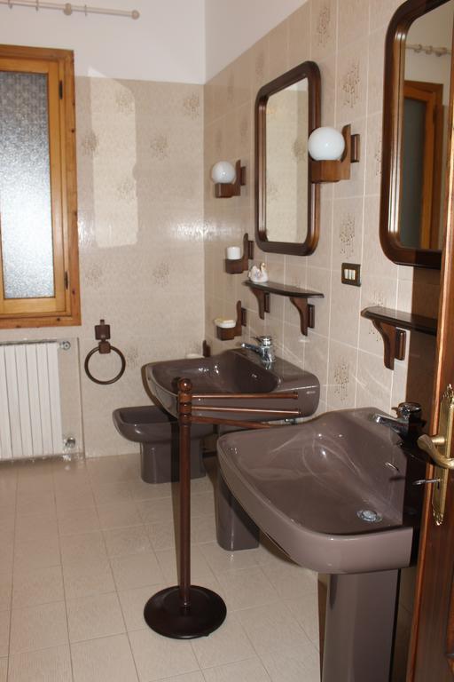 House In Caramagna Apartment Imperia Bilik gambar