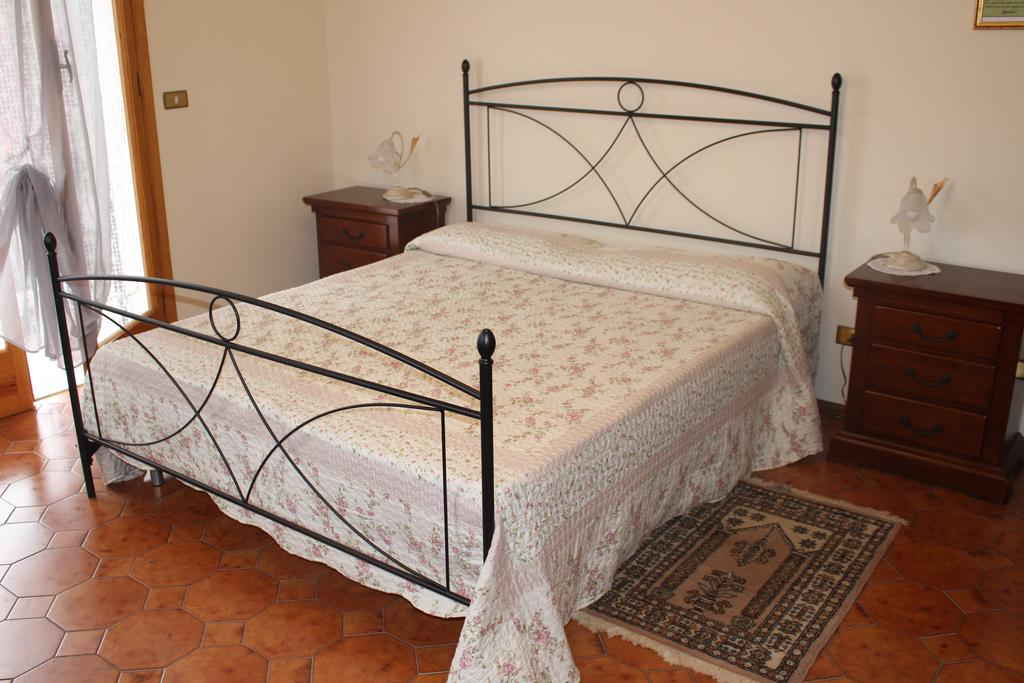 House In Caramagna Apartment Imperia Bilik gambar